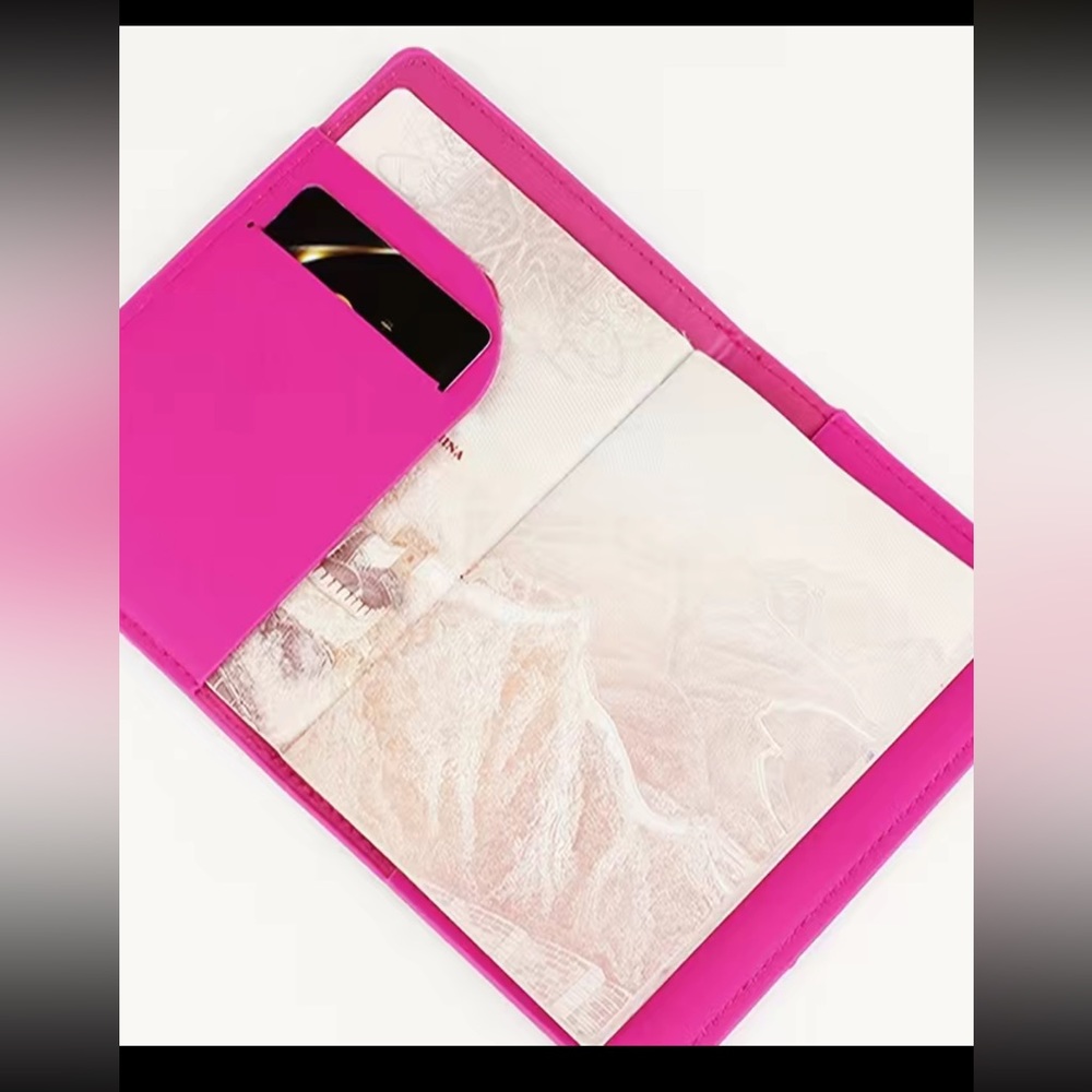 PASSPORT HOLDER NWT - Picture 5 of 10